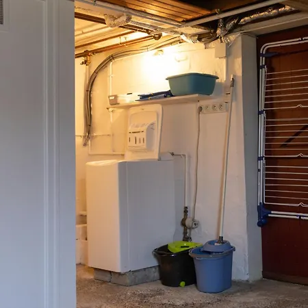 Appartement Les Esquirous - Maison Entiere - Jardin - Parking Prive - Fibre - 6 Pers Max *